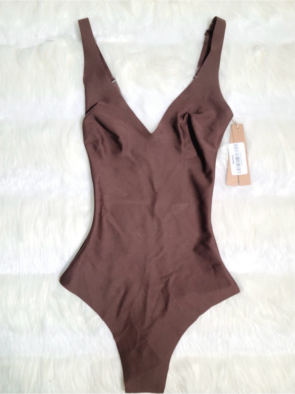 SKIMS Unlined Plunge Thong Bodysuit Brown Cocoa Women M NWT (B13)